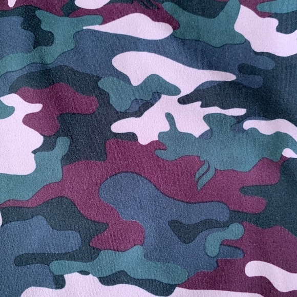 Fabletics Boost PowerHold High Waisted Camo Stretch Legging Yoga Pilates, Size S - Picture 3 of 8